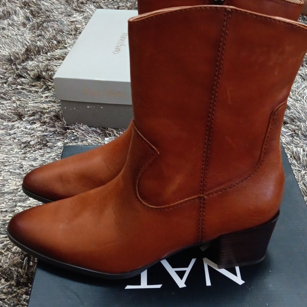 Naturalizer Boots Absolute Comfort and Style.